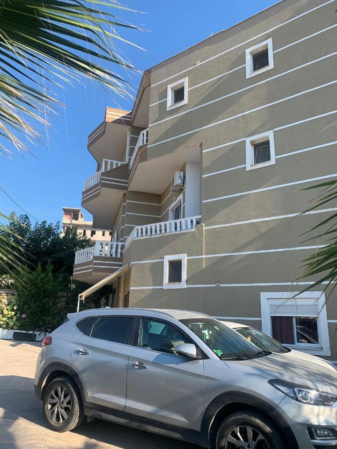 Vila Mario Aparthotel Ksamil Buitenkant foto