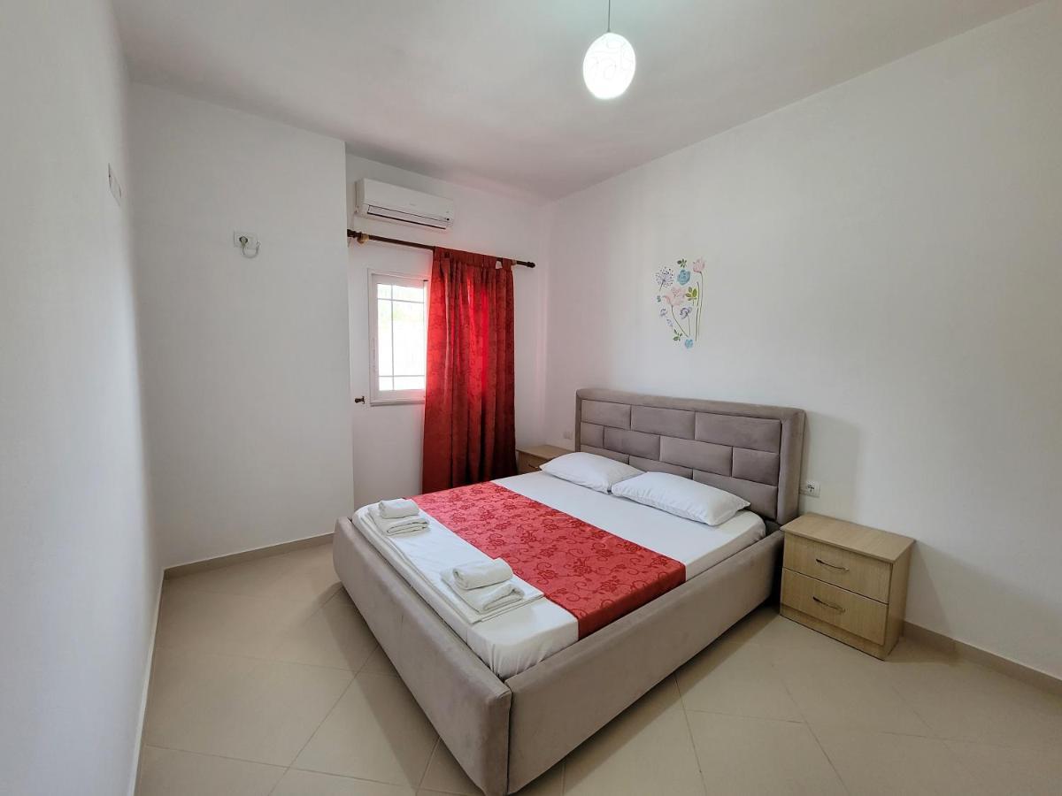 Vila Mario Aparthotel Ksamil Buitenkant foto