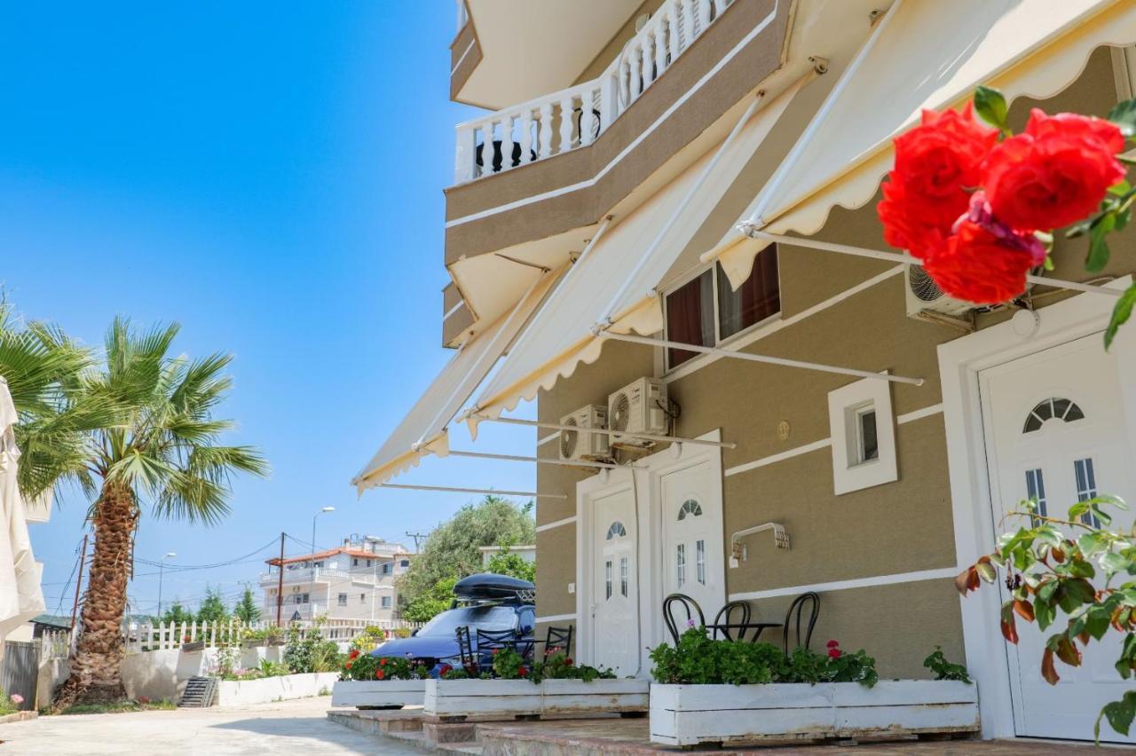 Vila Mario Aparthotel Ksamil Buitenkant foto