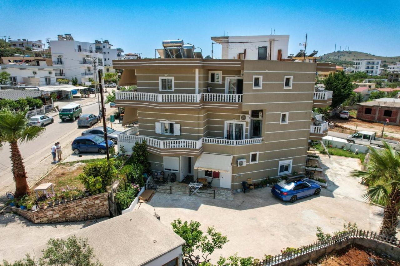 Vila Mario Aparthotel Ksamil Buitenkant foto