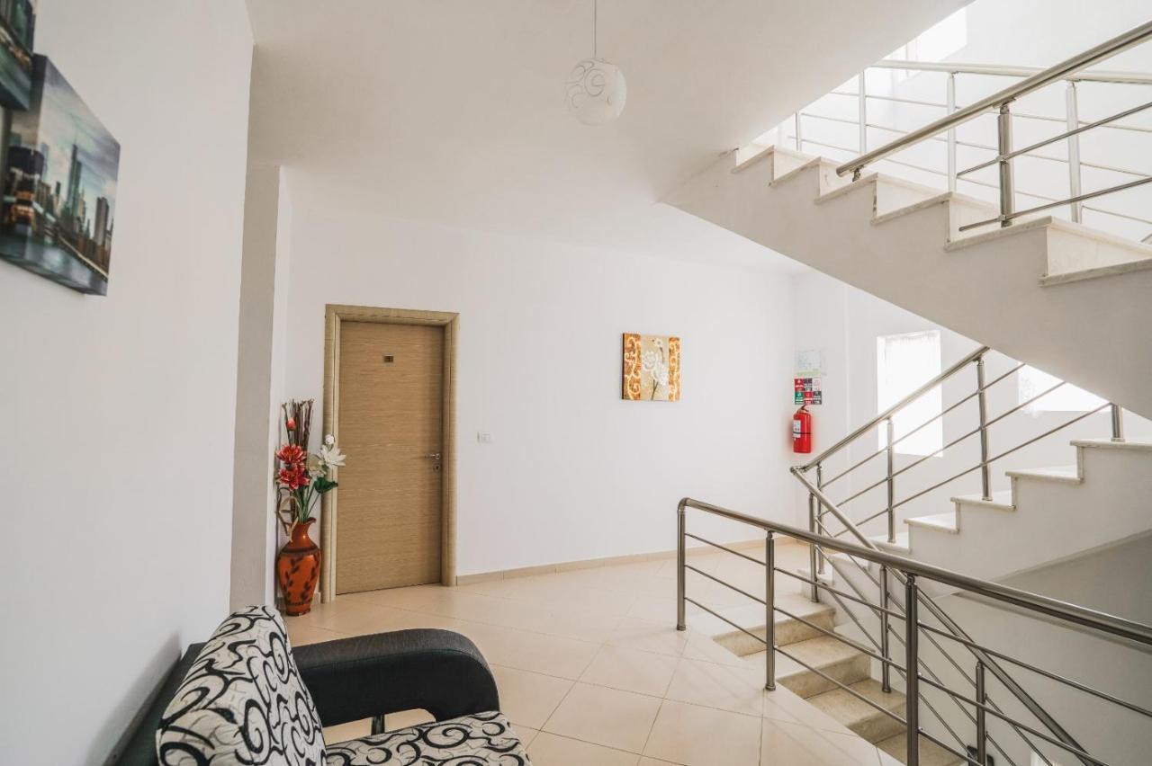 Vila Mario Aparthotel Ksamil Buitenkant foto